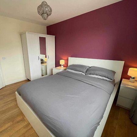 One Bedroom With Great City Views Лондон Экстерьер фото